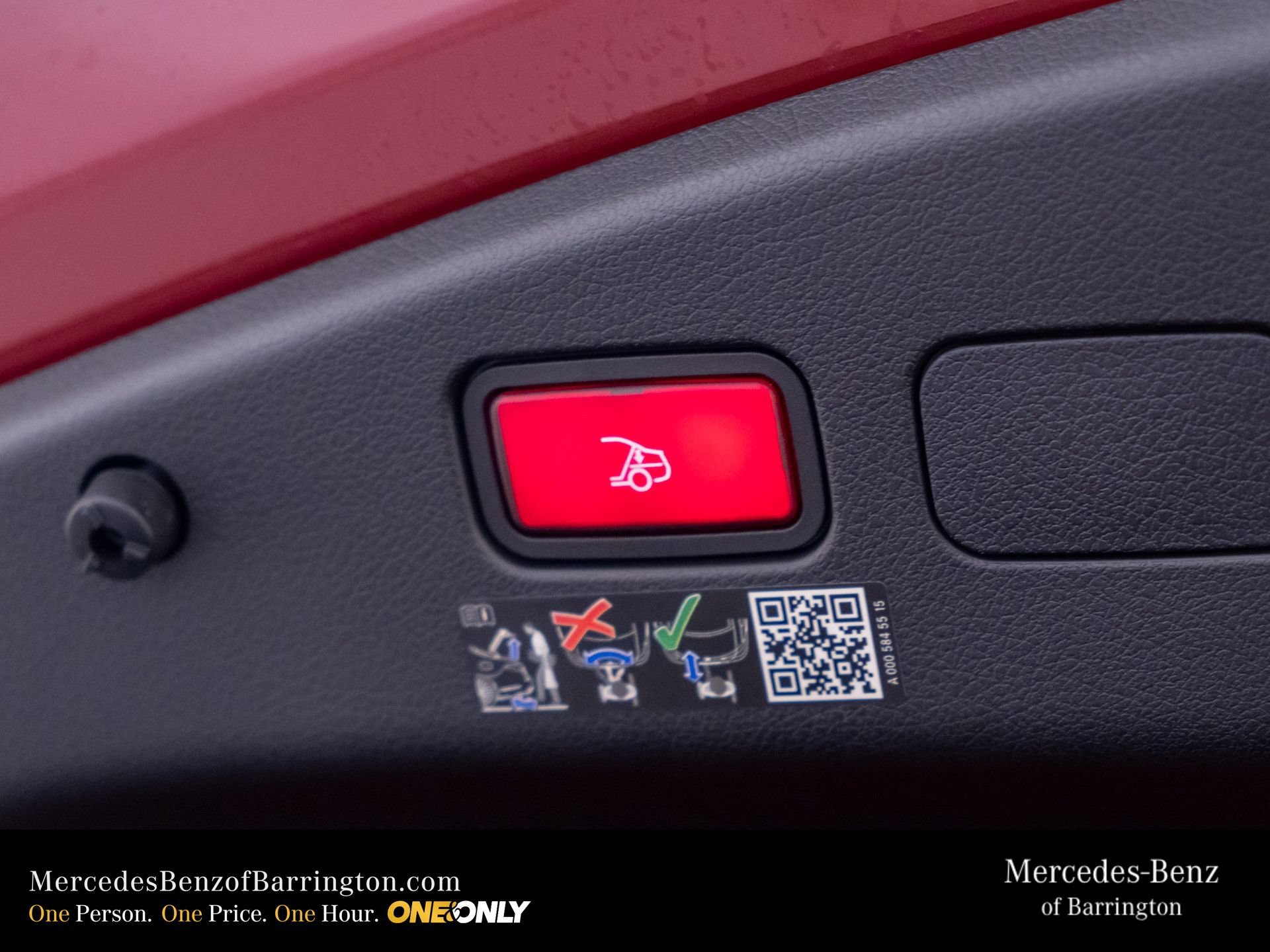 New 2026 MANUFAKTUR Patagonia Red Metallic Mercedes-Benz CLE 53 AMG® image 76