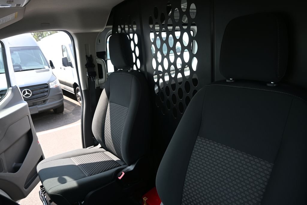 Used 2025 White Ford Base image 5