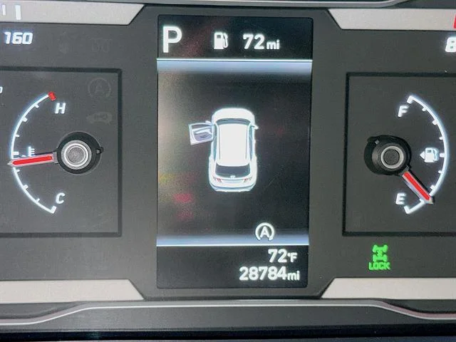 Used 2023 Blue Hyundai SEL image 12