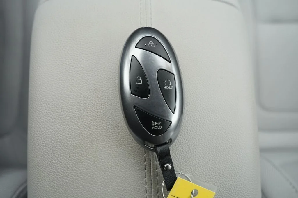 Used 2026 Black Hyundai SEL image 100