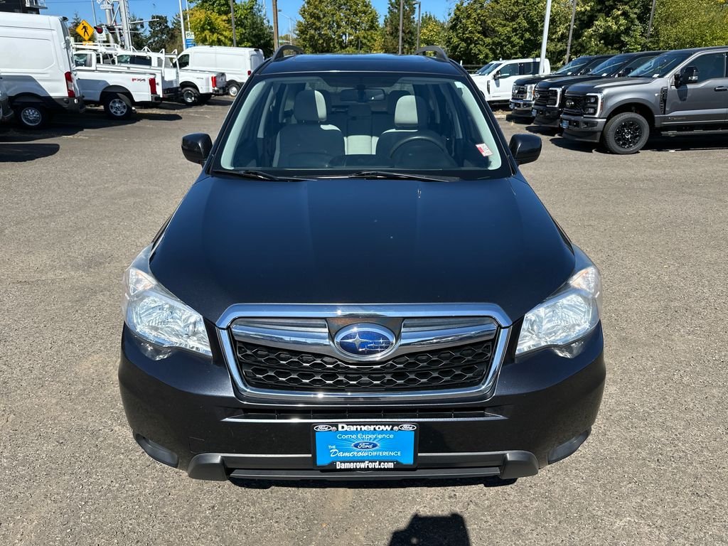 Used 2015 Gray Subaru 2.5i Premium image 10