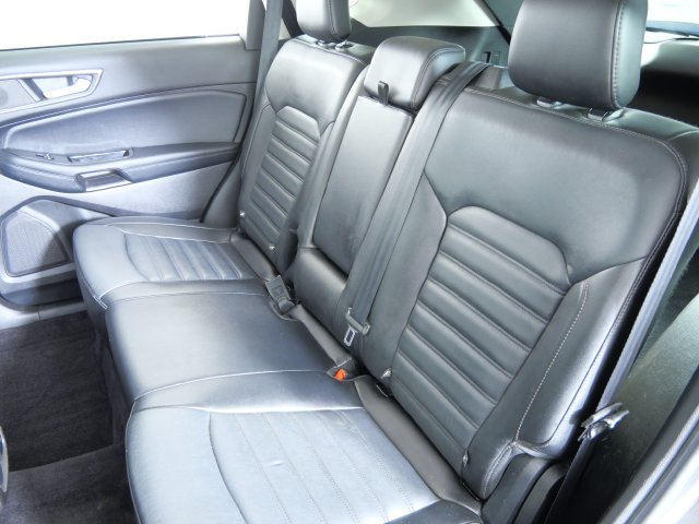 Used 2016 Gray Ford SEL image 16