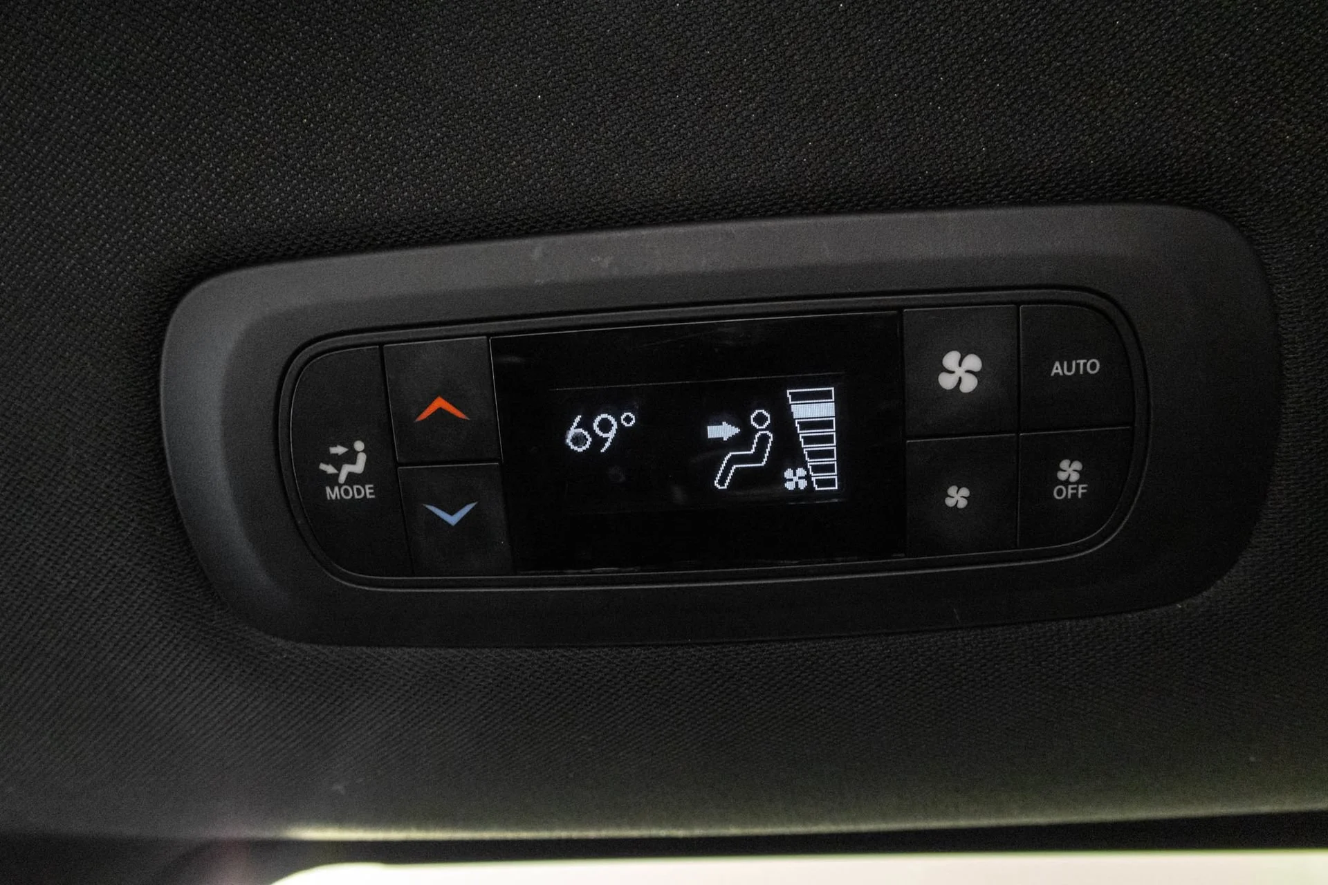 Used 2022 Black Chrysler Touring L image 42
