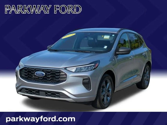 Used 2023 Silver Ford ST-Line image 1