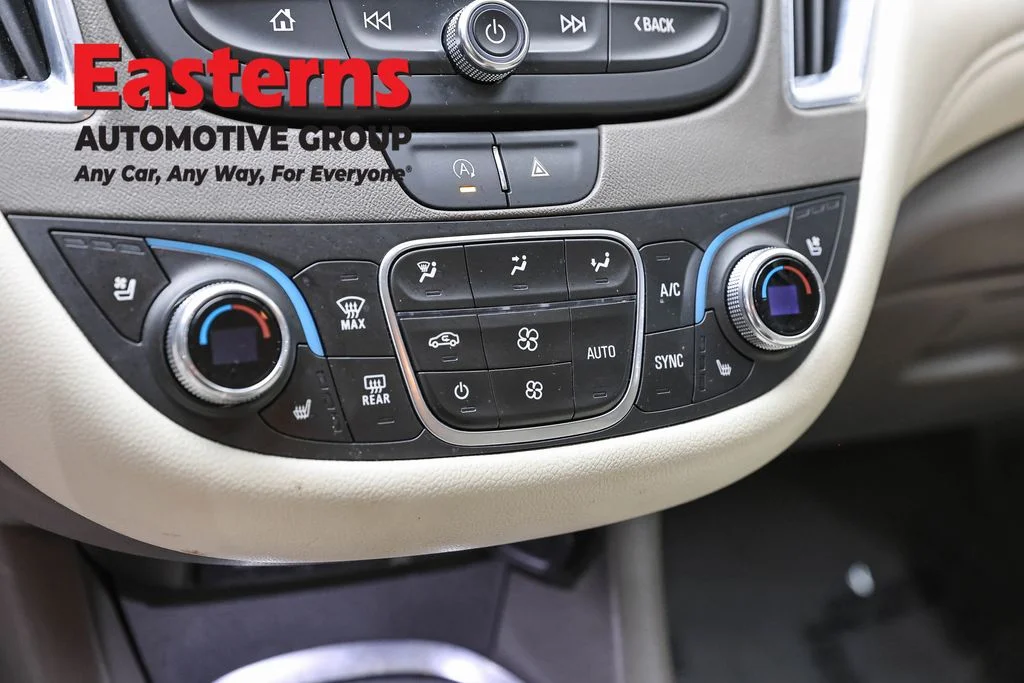 Used 2024 Blue Chevrolet LT image 20