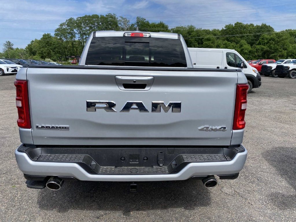 New 2026 Silver Zynith Exterior Paint Ram Laramie image 4