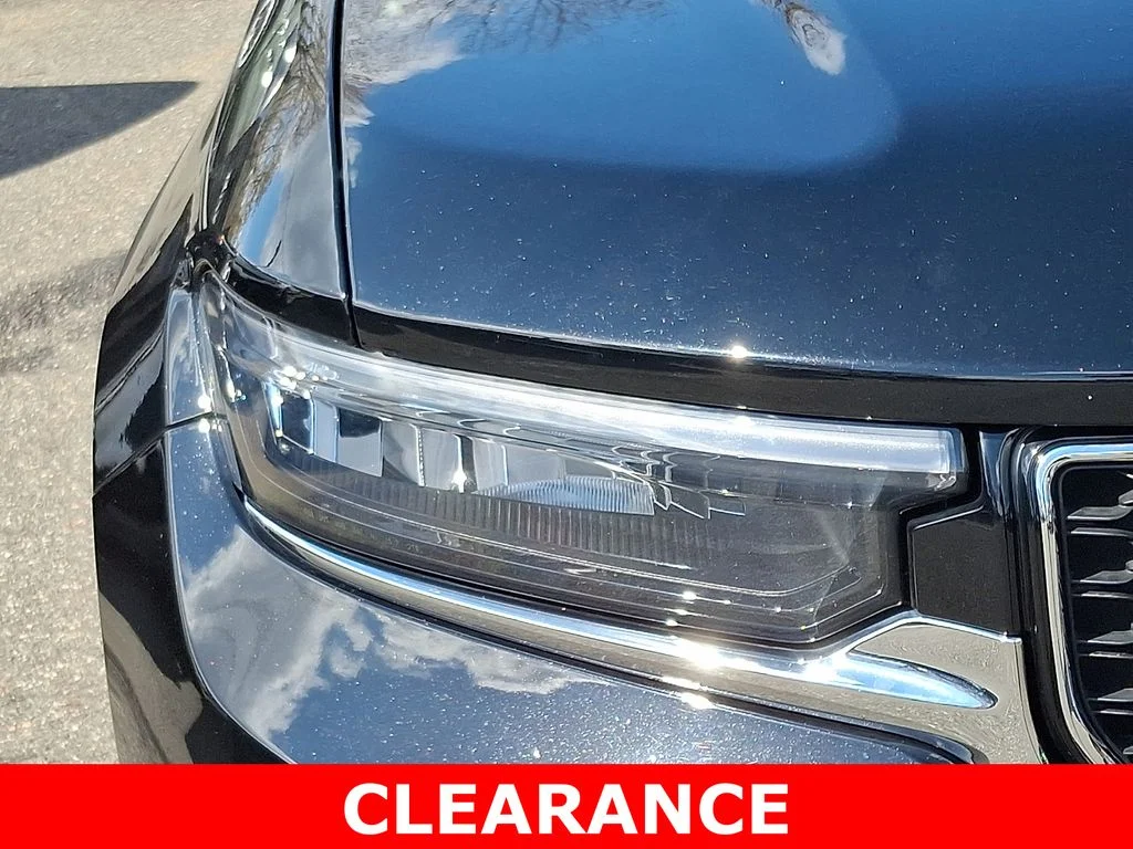 Certified Used 2023 Black Jeep Limited image 9