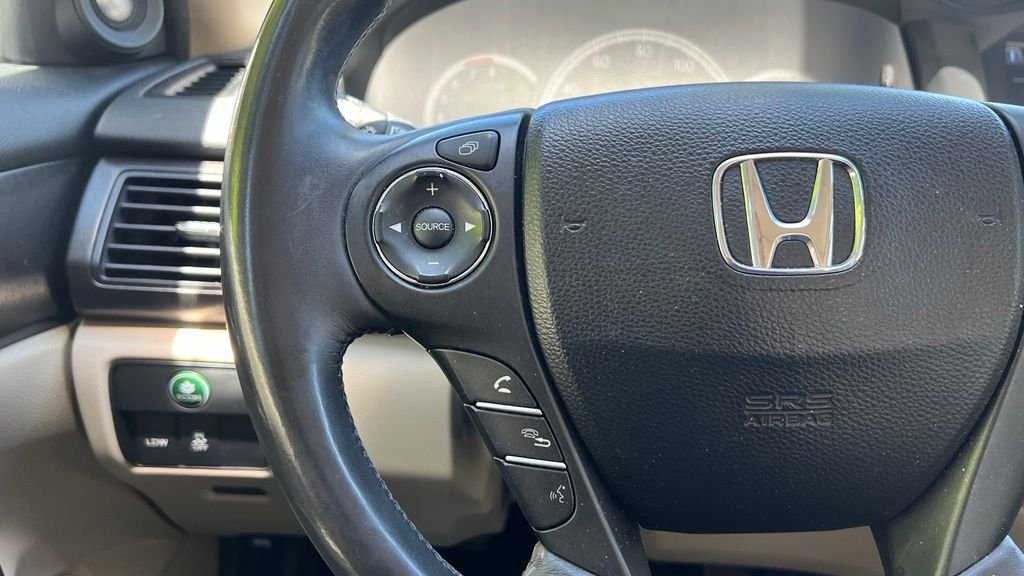 Used 2014  Honda EX-L image 13