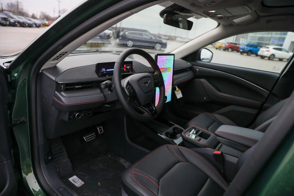 New 2025 Green Ford Premium image 18