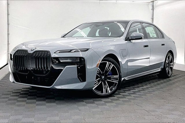 2026 BMW 7 Series 750e xDrive