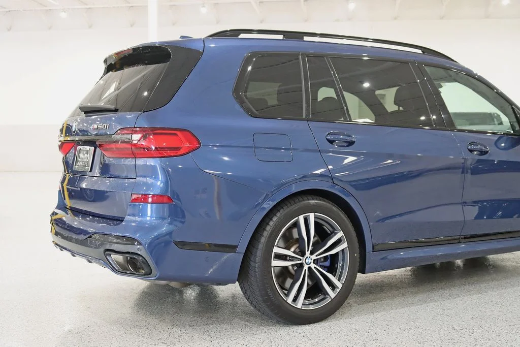 Used 2022 Blue BMW M50i image 10