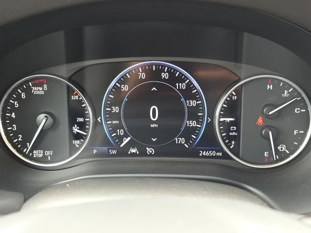 Used 2023 Green Buick Avenir image 30