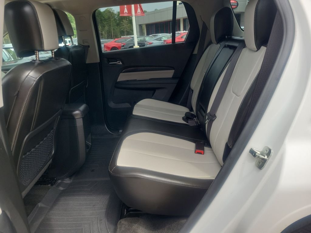 Used 2017 White GMC Denali image 25