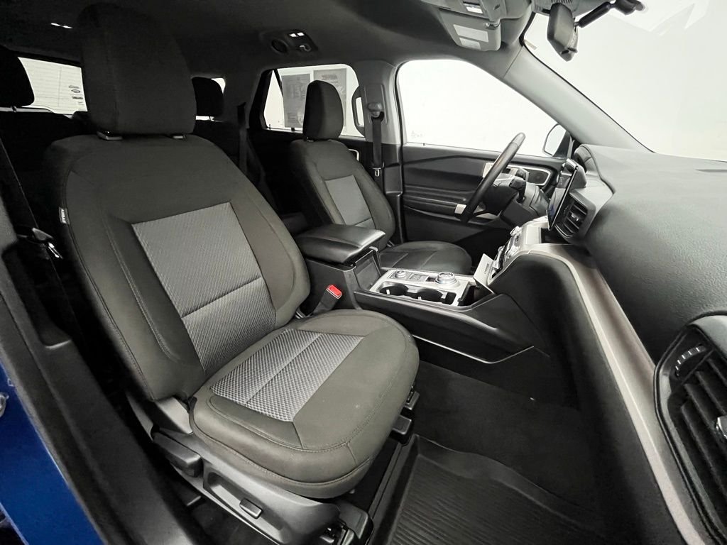 Used 2022 Blue Metallic Ford XLT image 34