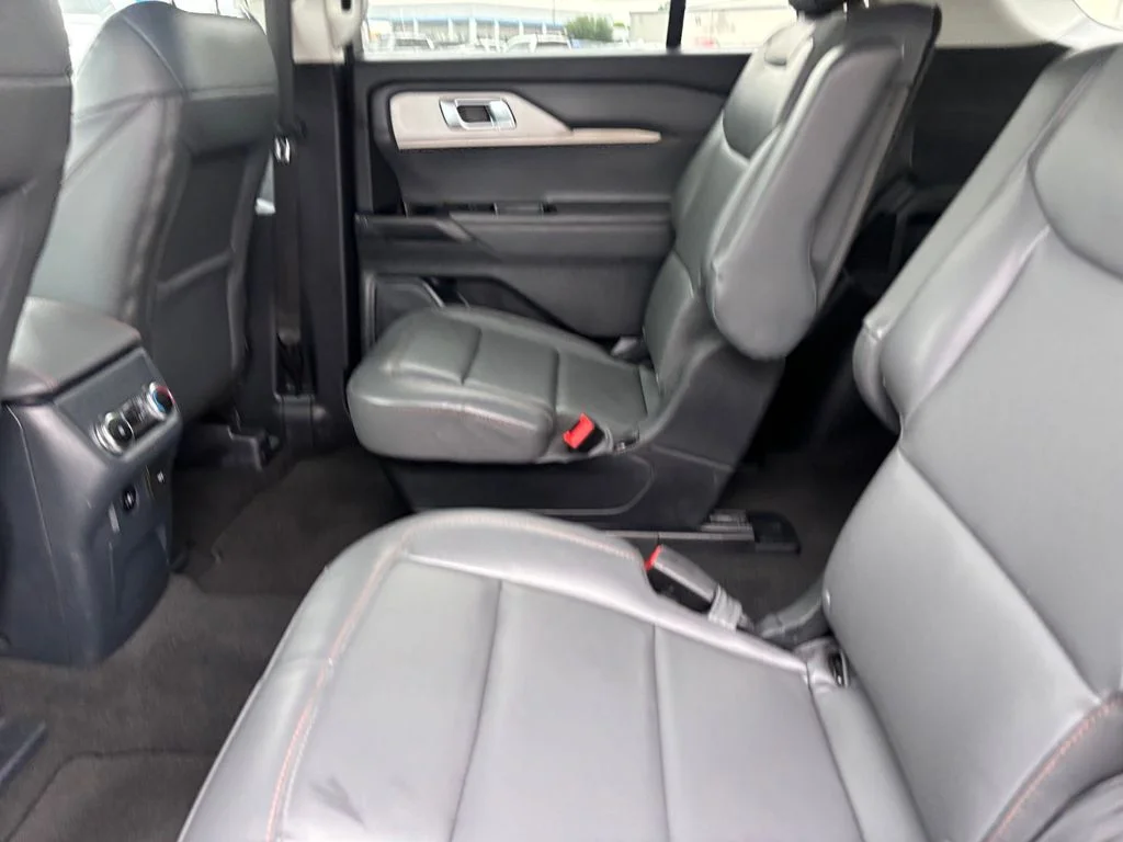 Used 2025 Gray Ford Active image 22