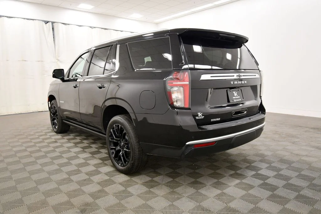 Used 2024  Chevrolet High Country image 5