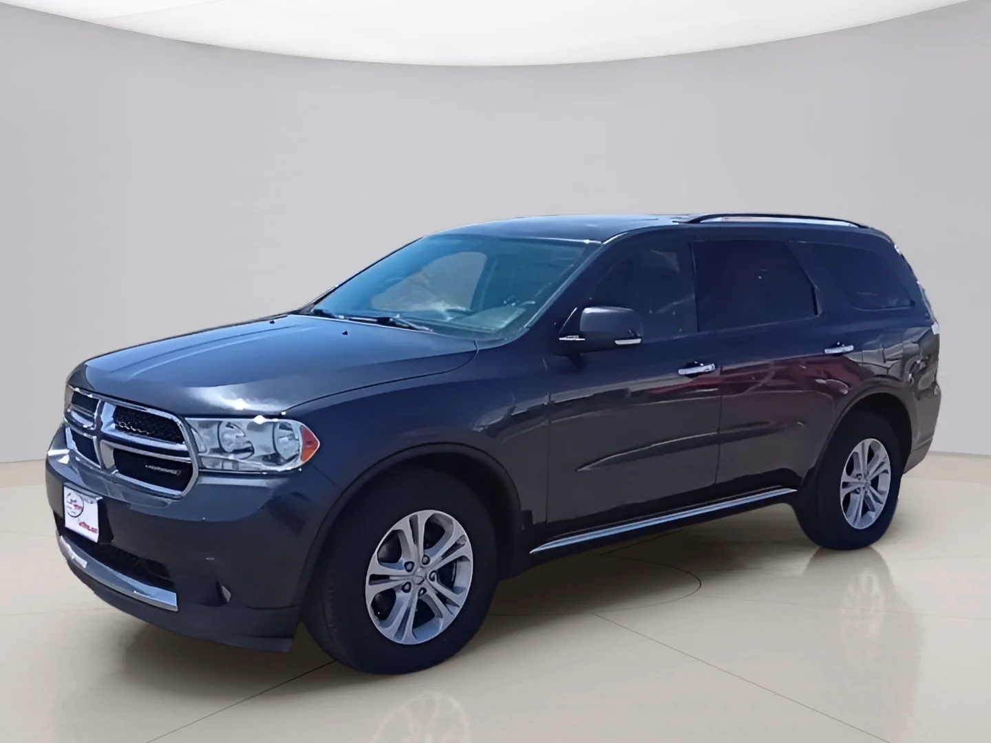 Used 2013 Gray Dodge GLS image 1