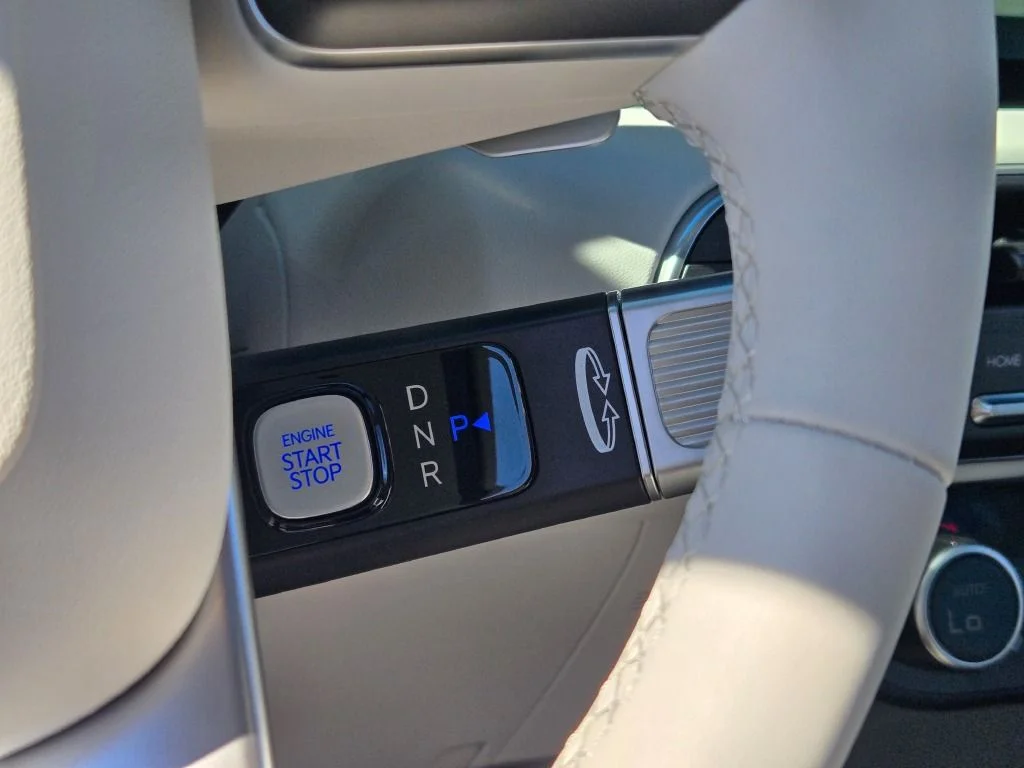 New 2026 Silver Metallic Hyundai Limited image 29