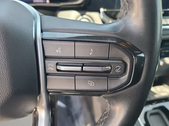 Used 2023 Sterling Gray Metallic Chevrolet LT image 25