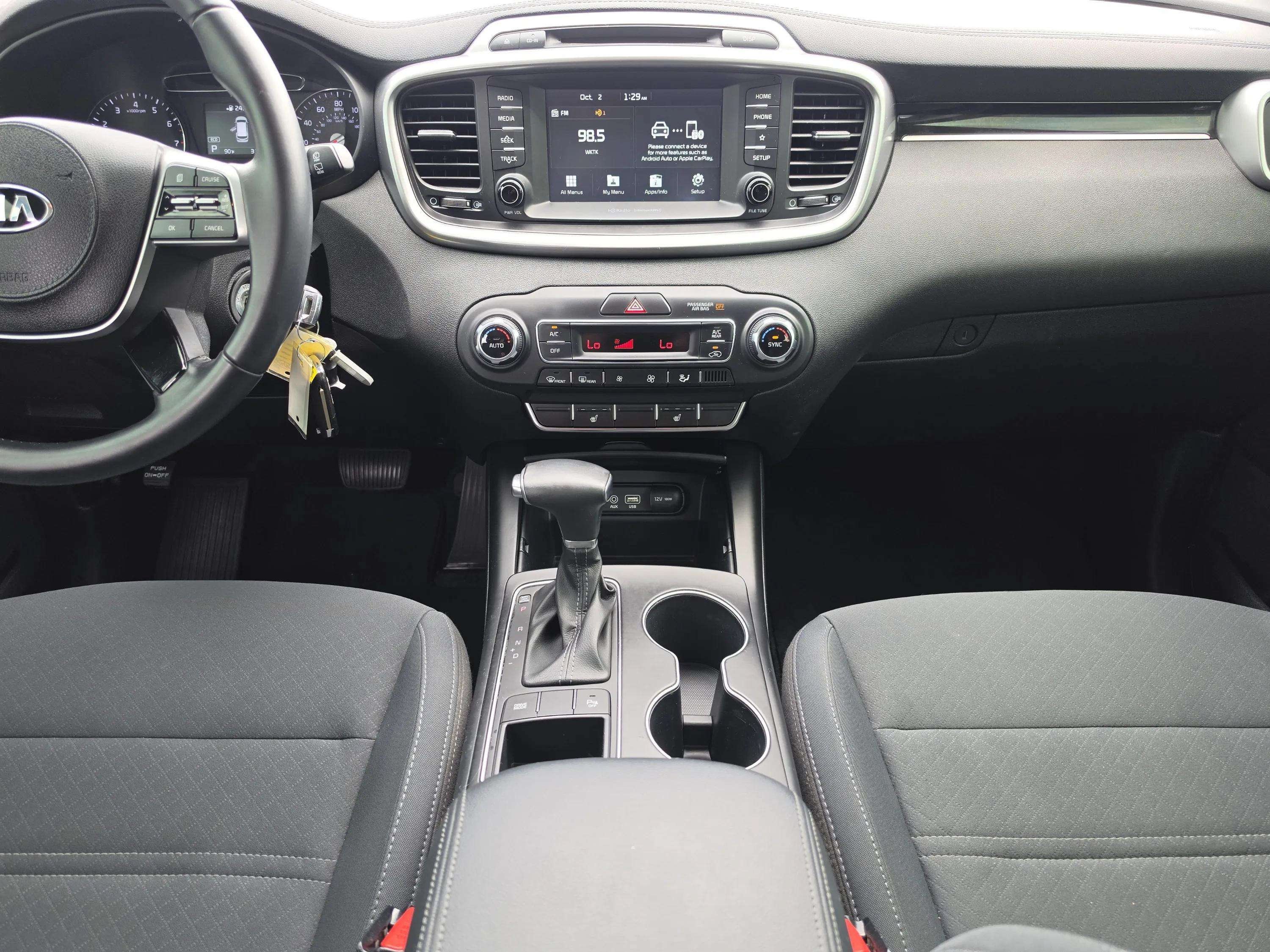 Used 2019 Platinum Graphite Kia LX V6 image 19