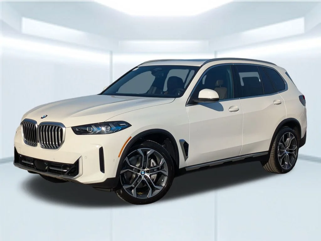 New 2026 White BMW sDrive40i image 1