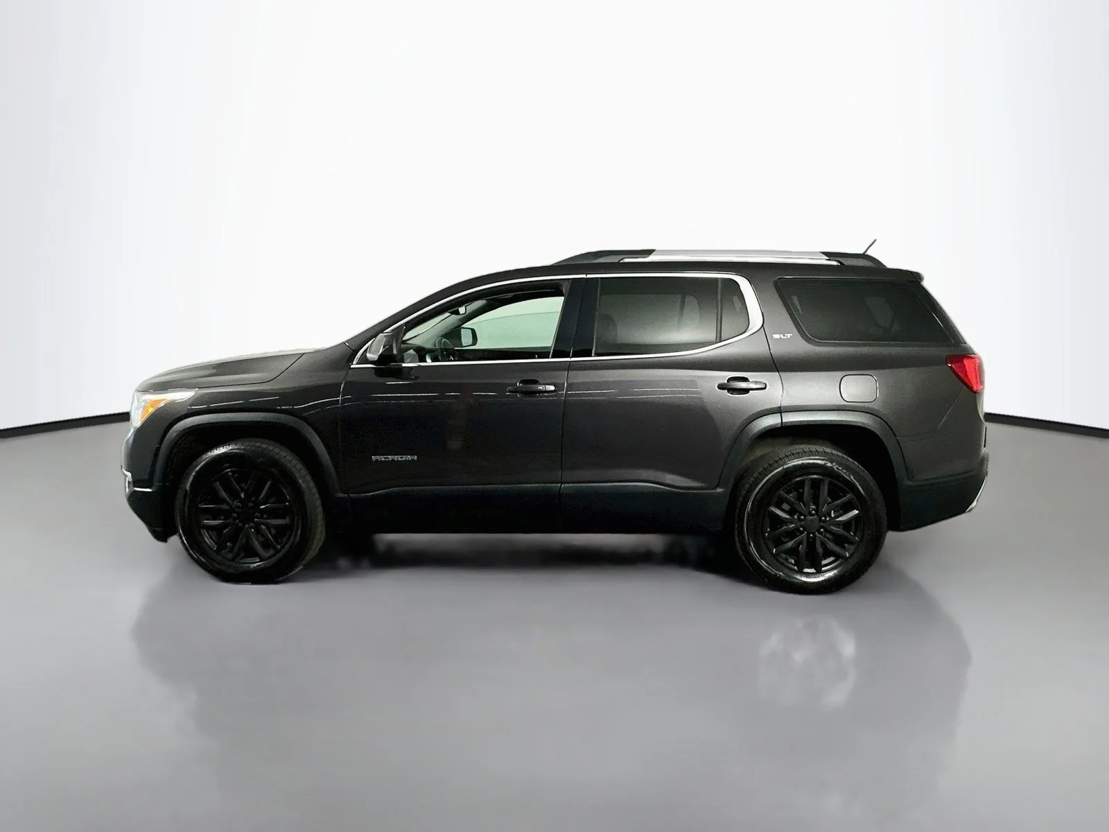 Used 2017 Iridium Metallic GMC SLT-1 image 5