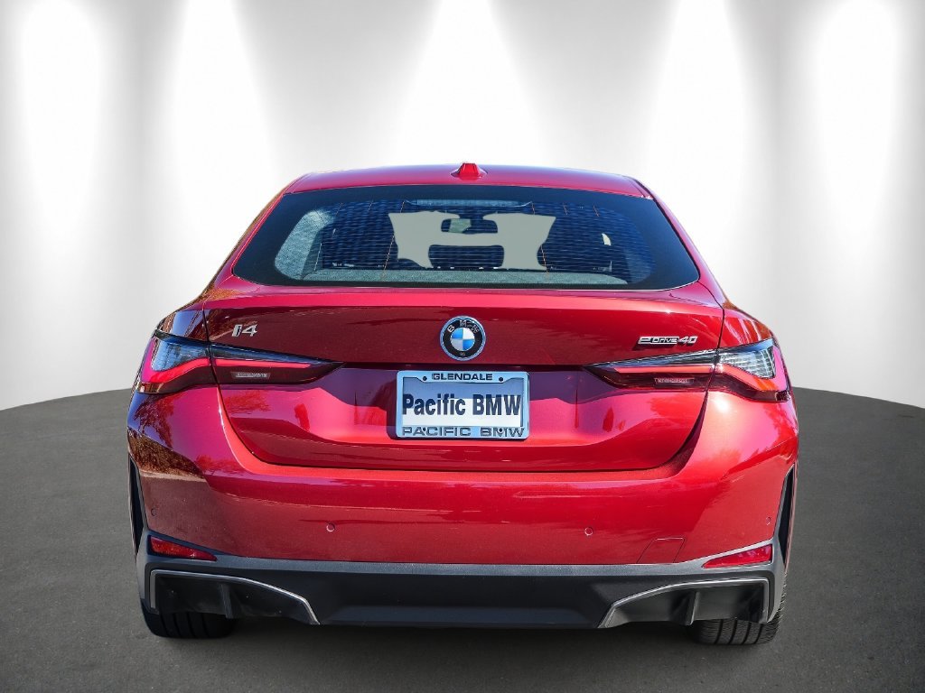 2025 BMW i4 photo 5