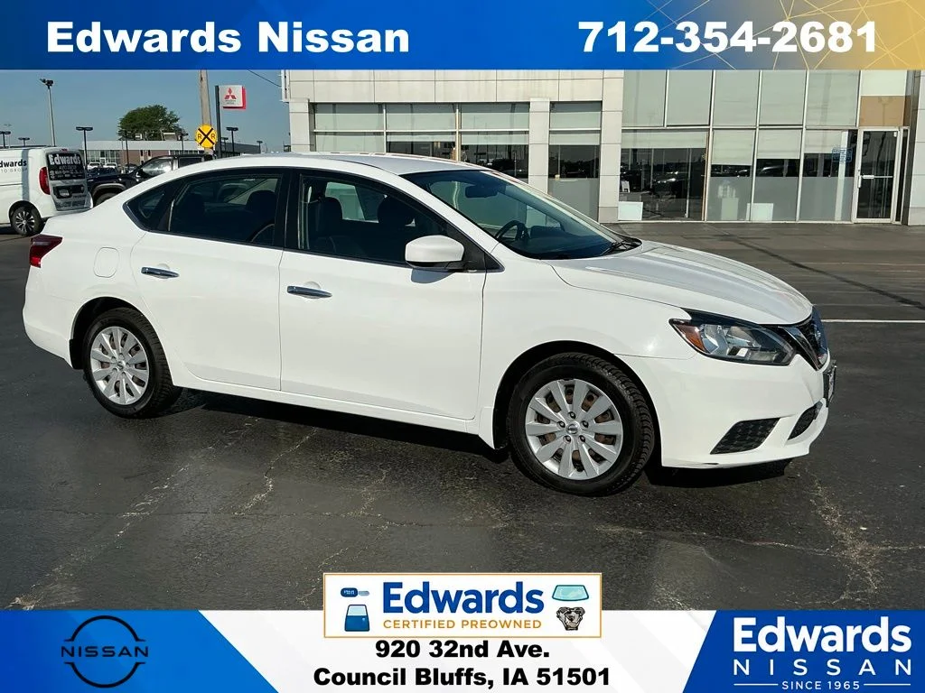 2017 Nissan Sentra S CVT's photo