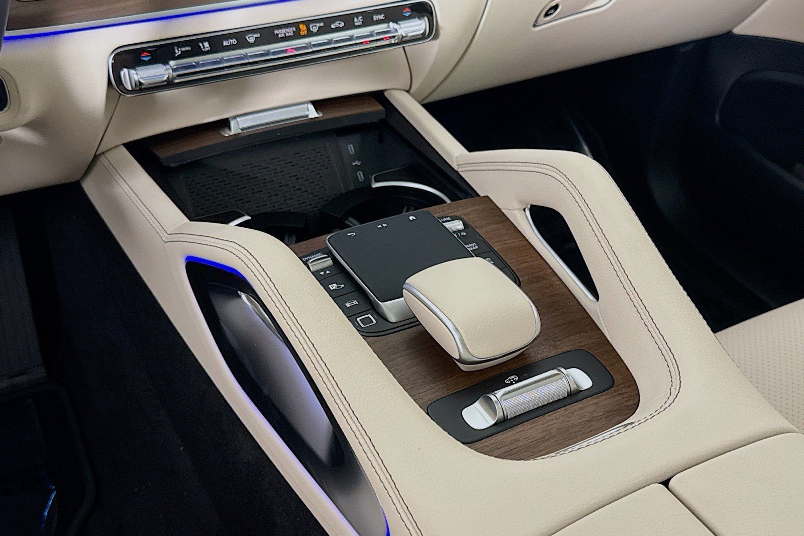 New 2026 Polar White Mercedes-Benz GLS 450 4MATIC® SUV image 5