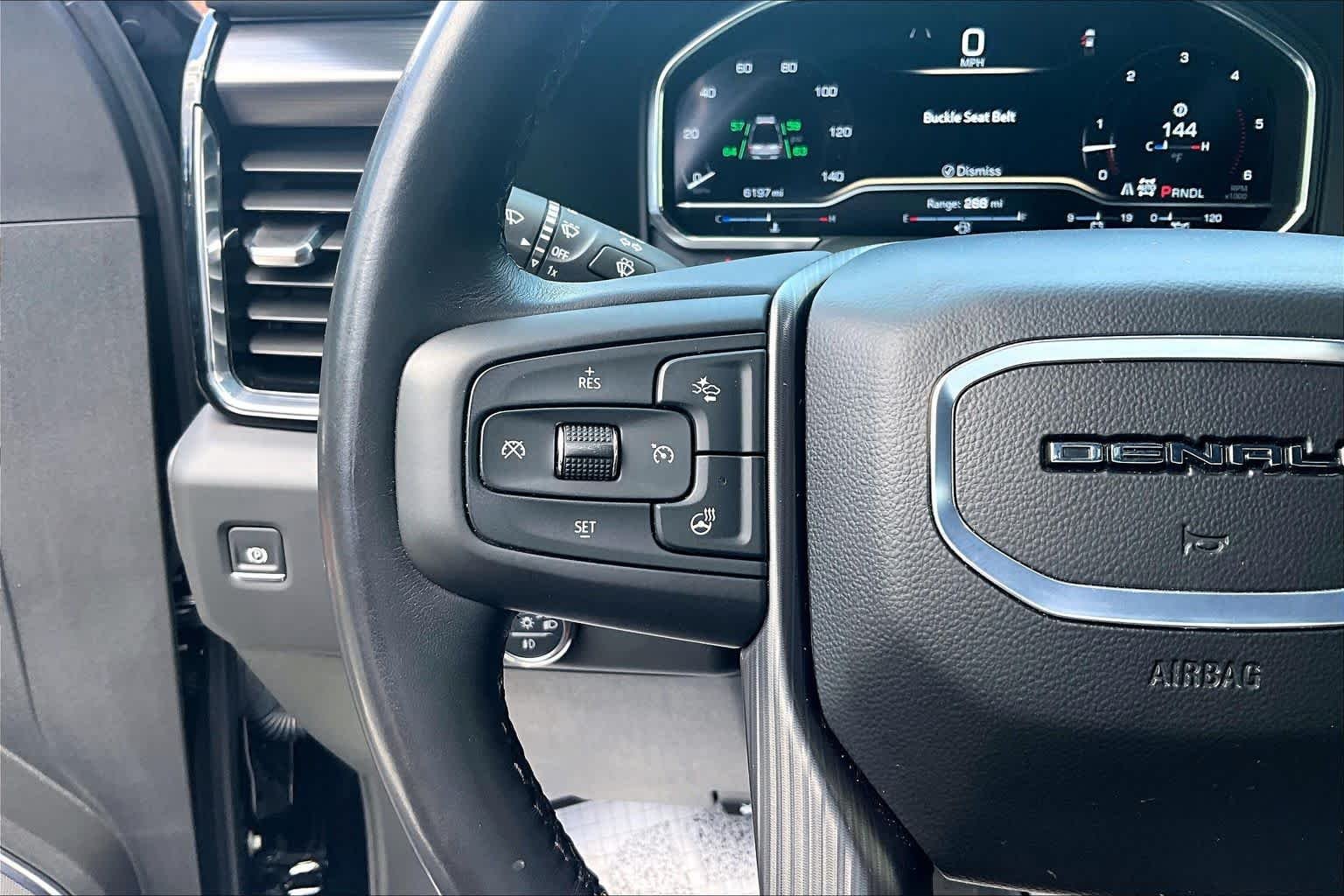 Used 2025 Onyx Black GMC Denali Ultimate image 21