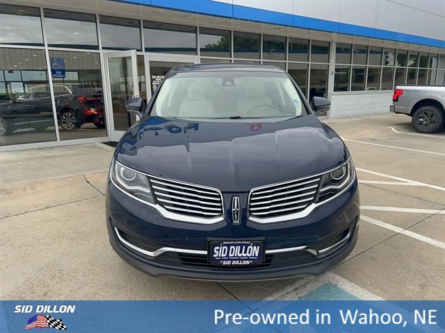Used 2018 Blue Diamond Lincoln Reserve image 8