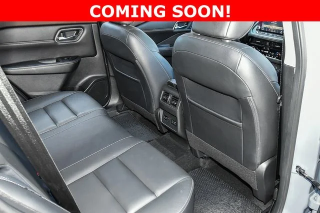 Used 2021 Gray Nissan SL image 28