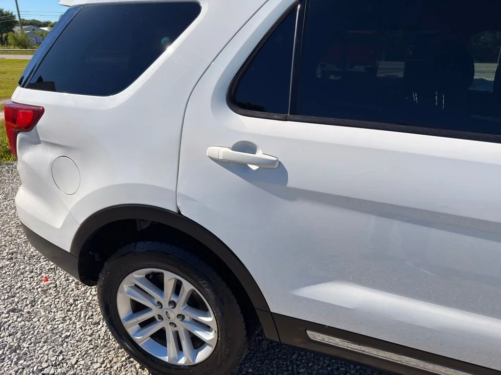 Used 2017 White Ford XLT image 5