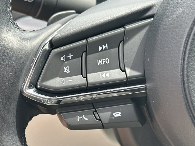 Used 2023 Gray Mazda Signature image 22