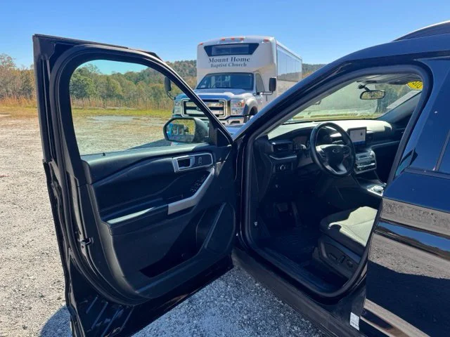 Used 2023 Black Ford XLT image 12