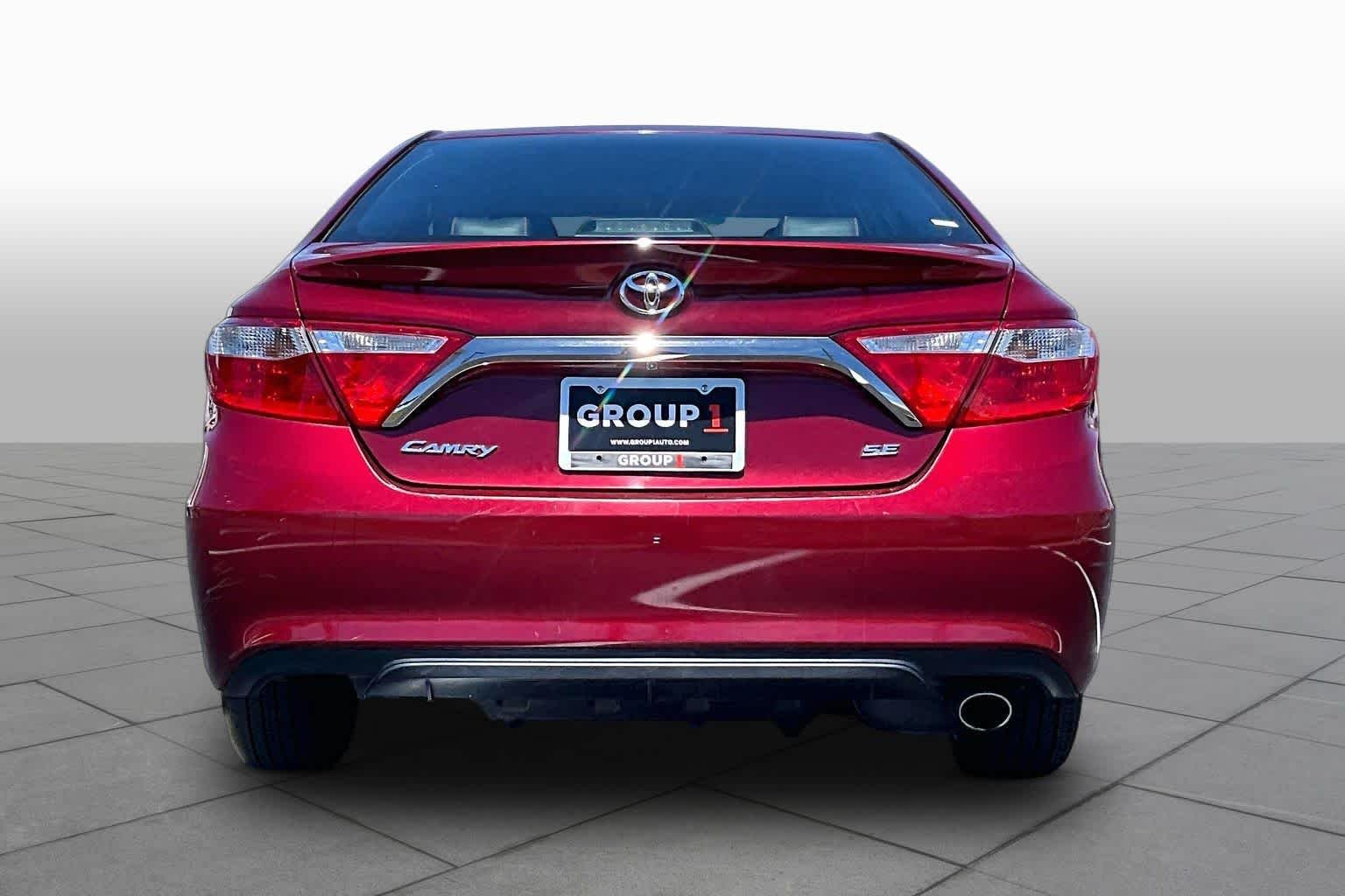 Used 2017 Ruby Flare Pearl Toyota SE image 5