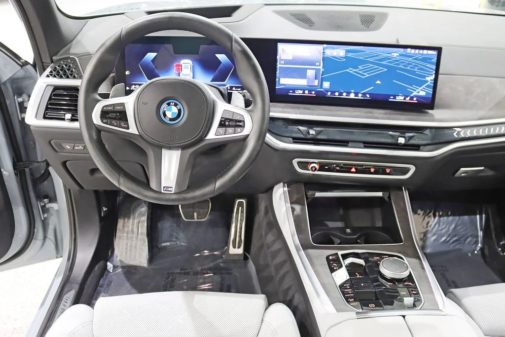 2025 BMW X5 xDrive50e