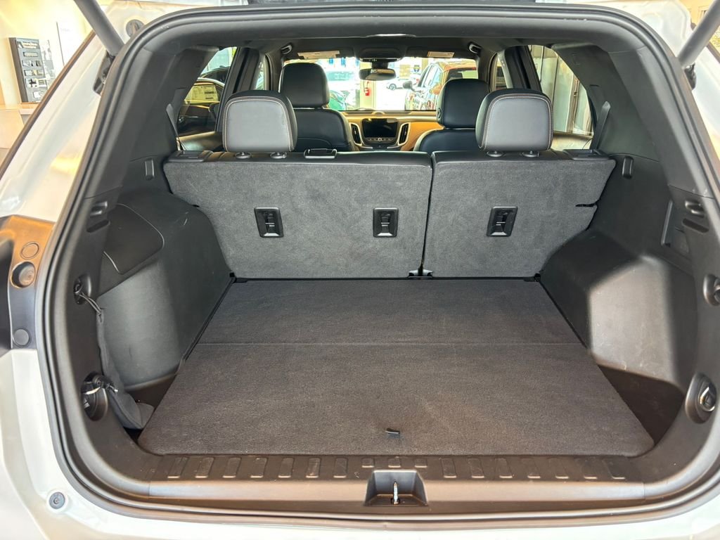 Used 2021 Summit White Chevrolet Premier image 25