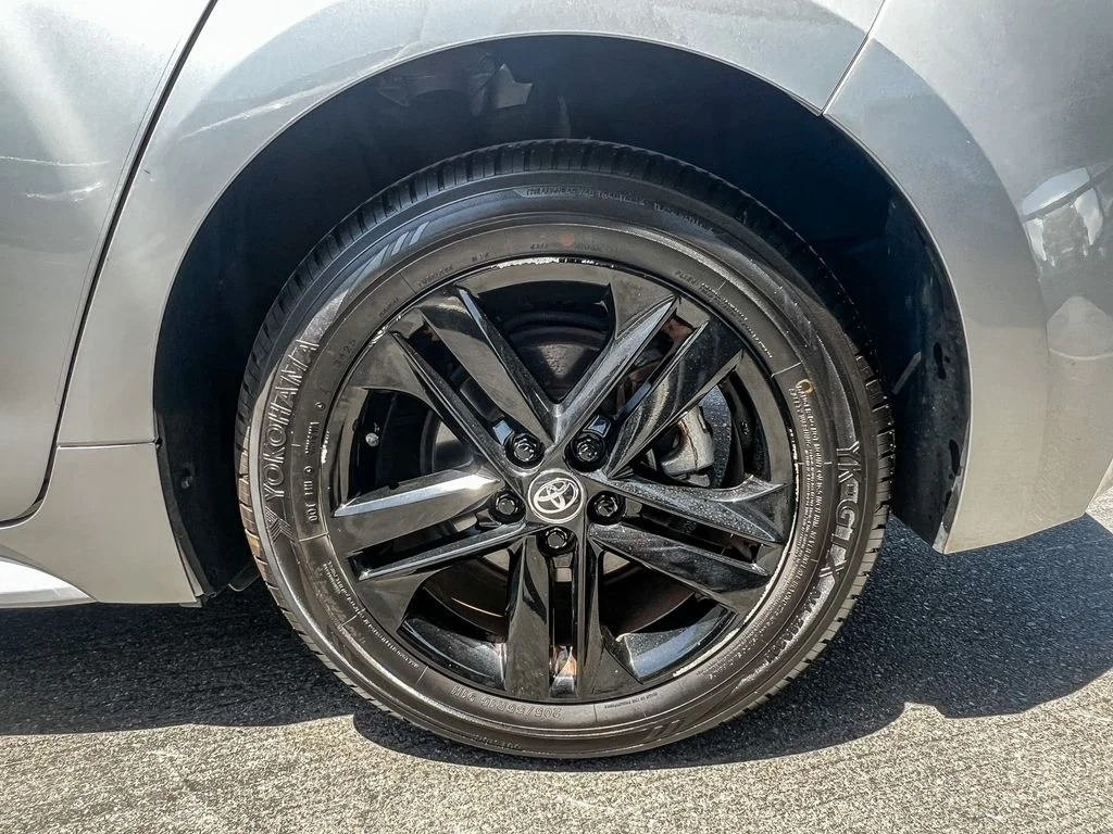 Certified Used 2022 Silver Toyota SE image 9