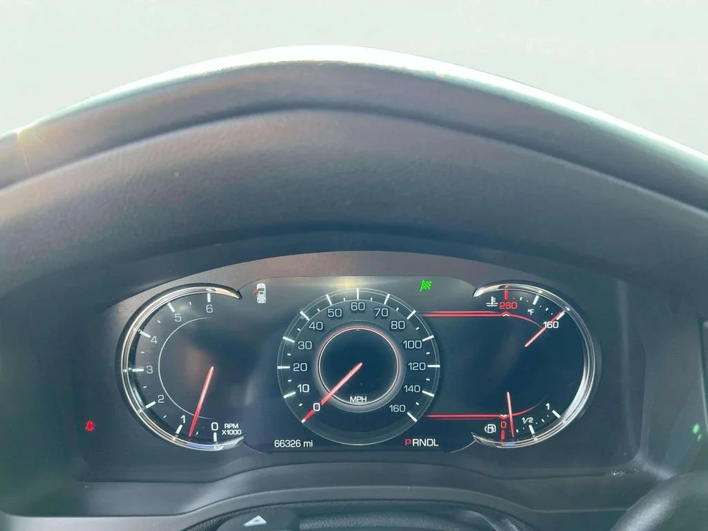Used 2019 BLACK RAVEN Cadillac Premium Luxury image 13