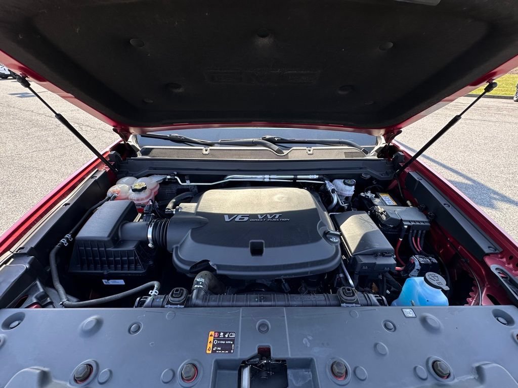 Used 2021 Cayenne Red Tintcoat GMC AT4 - Leather image 38