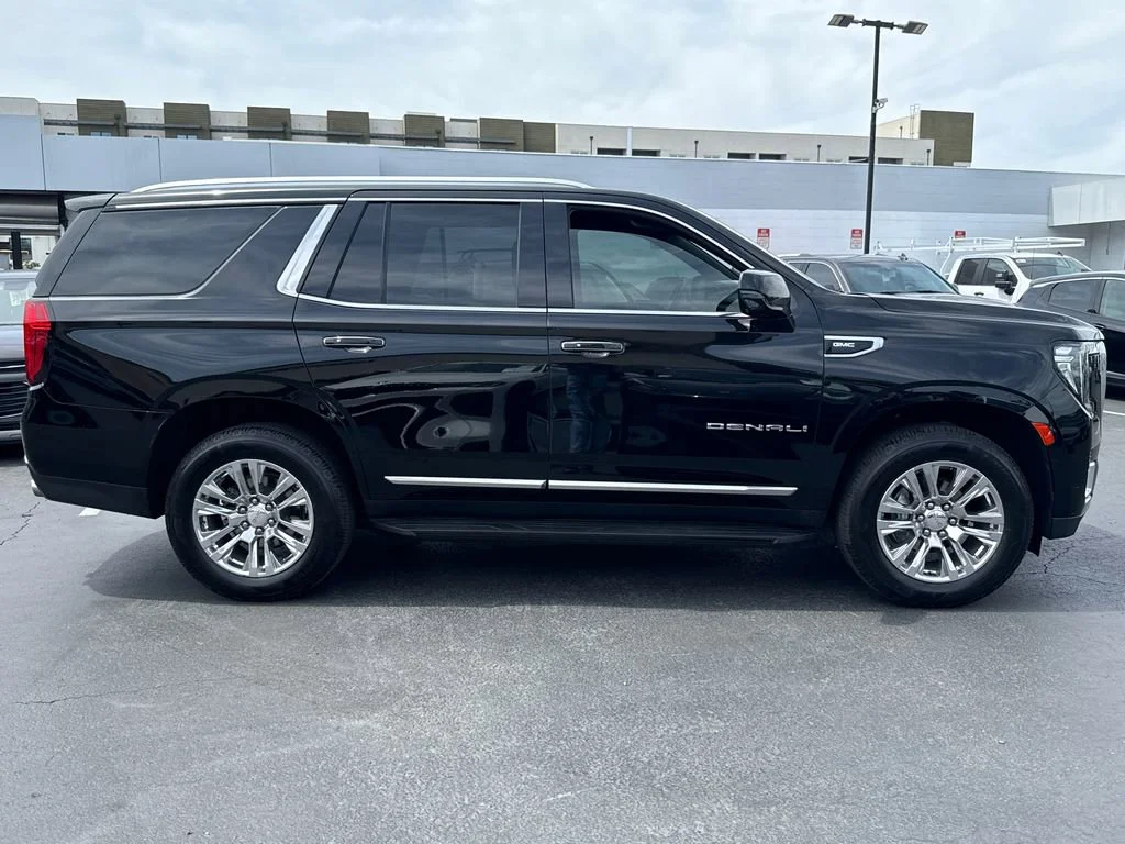 Used 2024 Onyx Black GMC Denali image 14