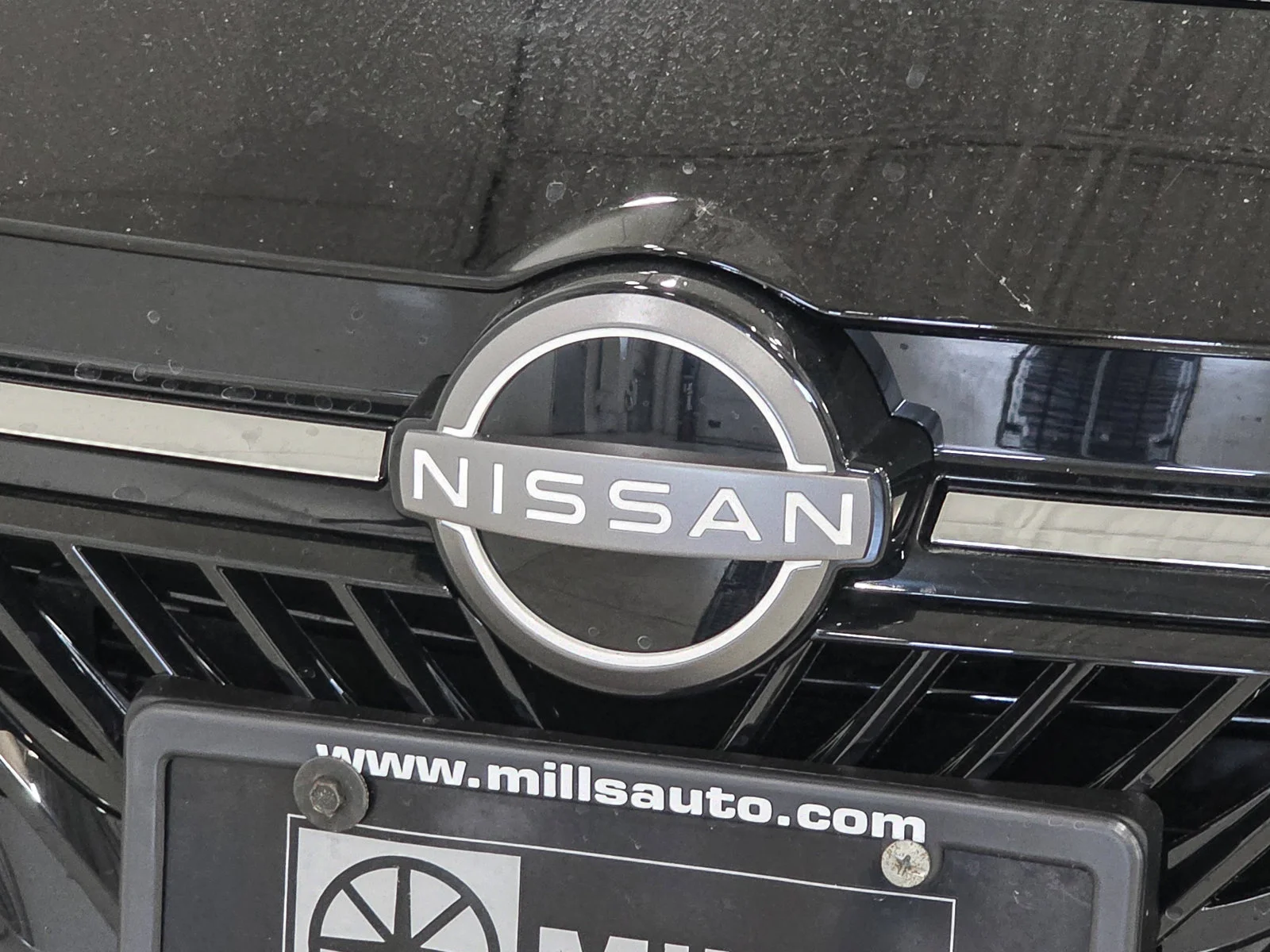 New 2027 Super Black Nissan SV image 13