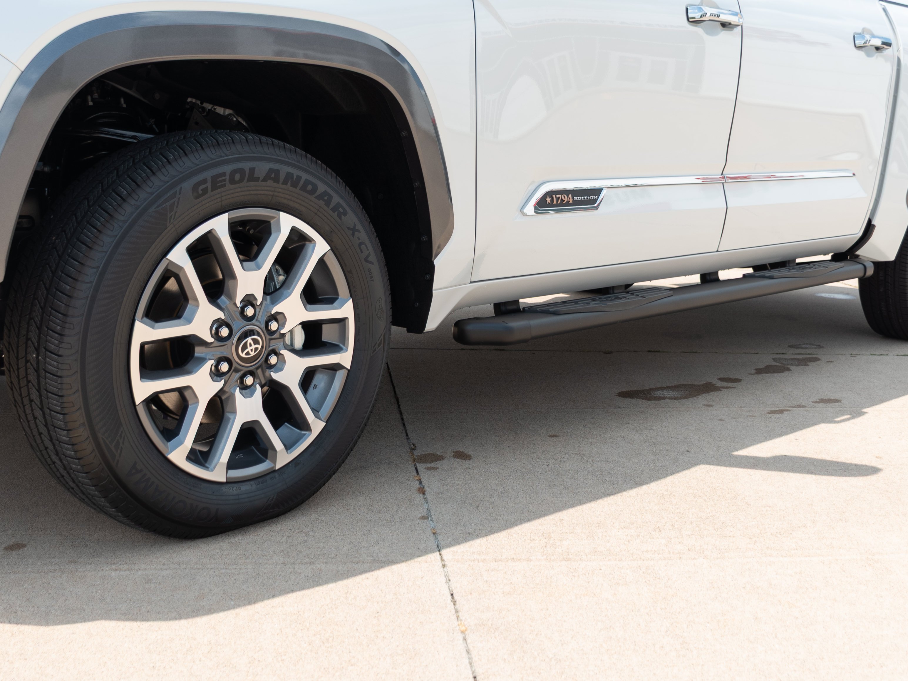 New 2026 Wind Chill Pearl <sup>1</sup> Toyota Tundra 1794 Edition image 5