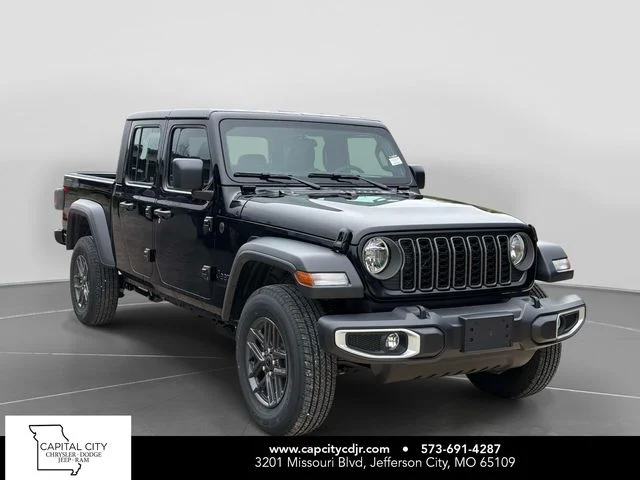 2026 Jeep Gladiator Sport Auto's photo