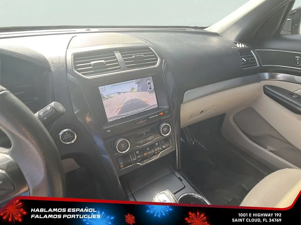 Used 2018 Beige Ford XLT image 19