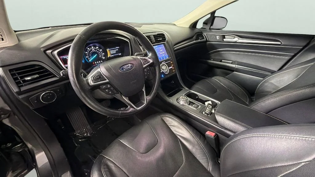 Used 2020 Gray Ford Titanium image 18