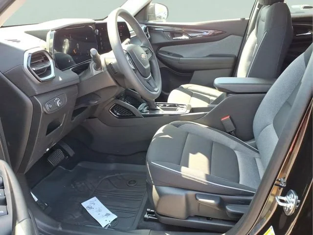 New 2026 Mosaic Black Metallic Chevrolet LT image 16