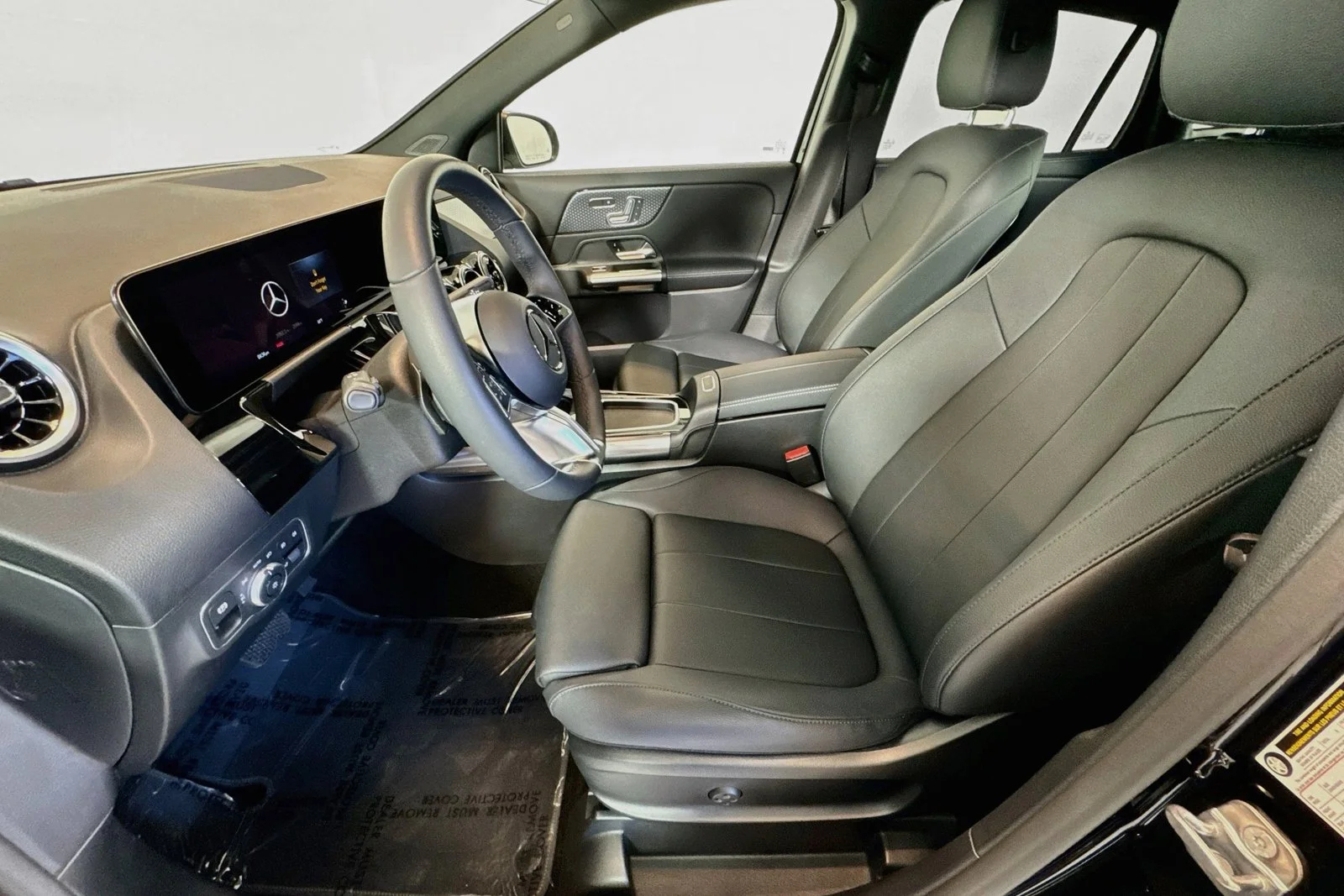 Used 2026 Night Black Mercedes-Benz GLA 250 image 19