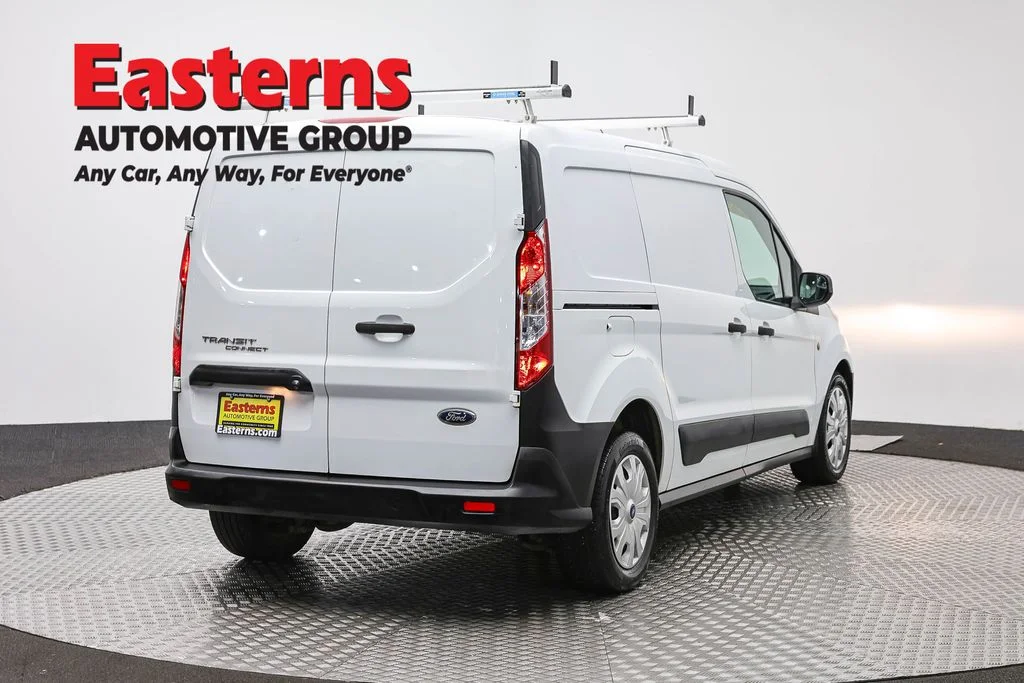 Used 2022 White Ford XL image 5